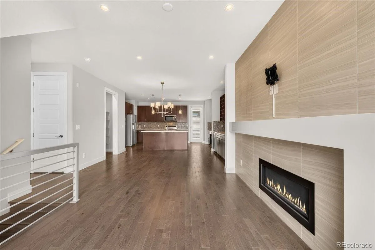 711 E 24th Avenue Denver CO 80205 | MLS #REC4081888 08312026220405 1200 5