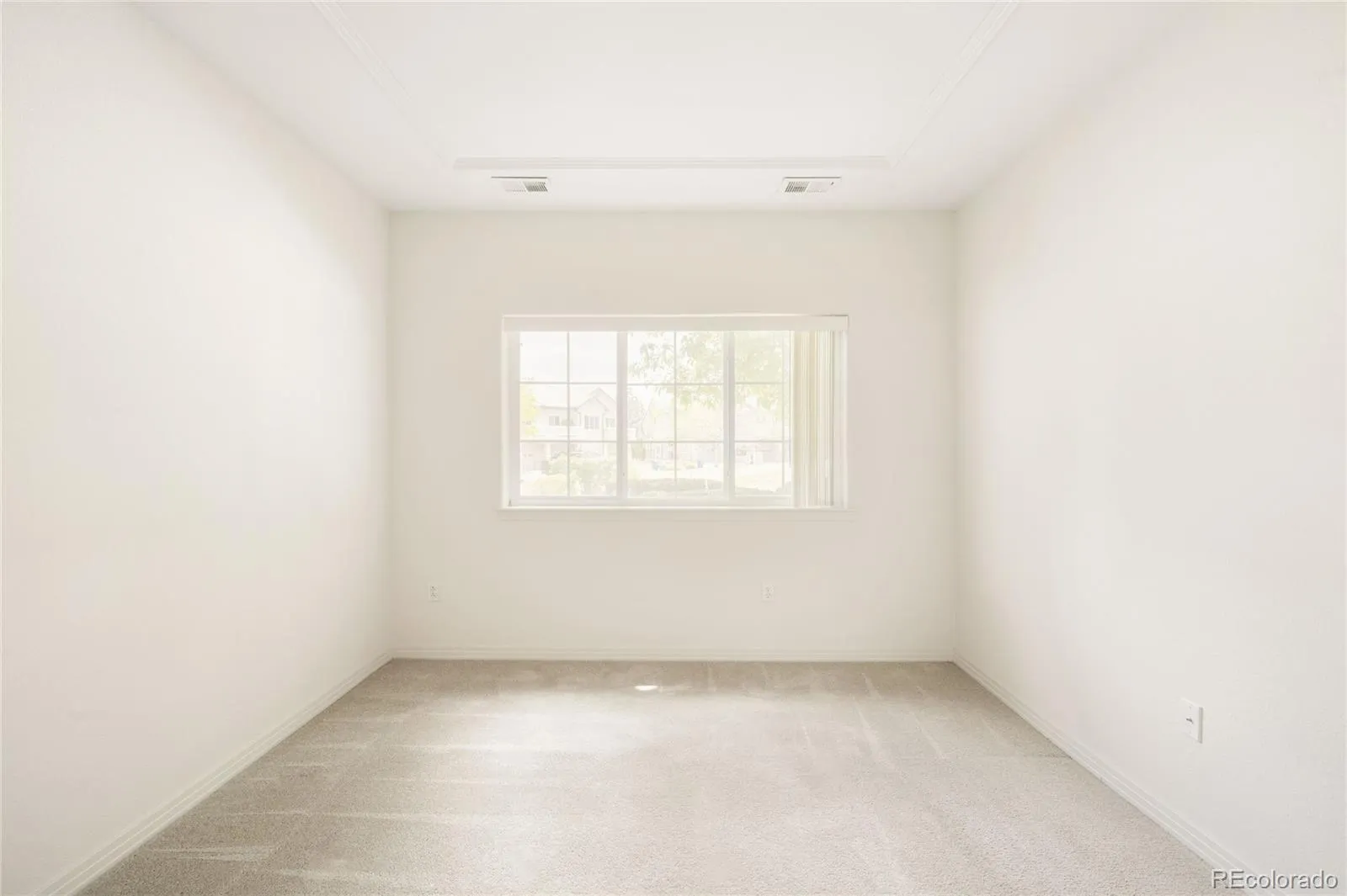10735 Eliot Circle #102 Denver CO 80234 MLS #REC4082156 05062026192933 1600 14