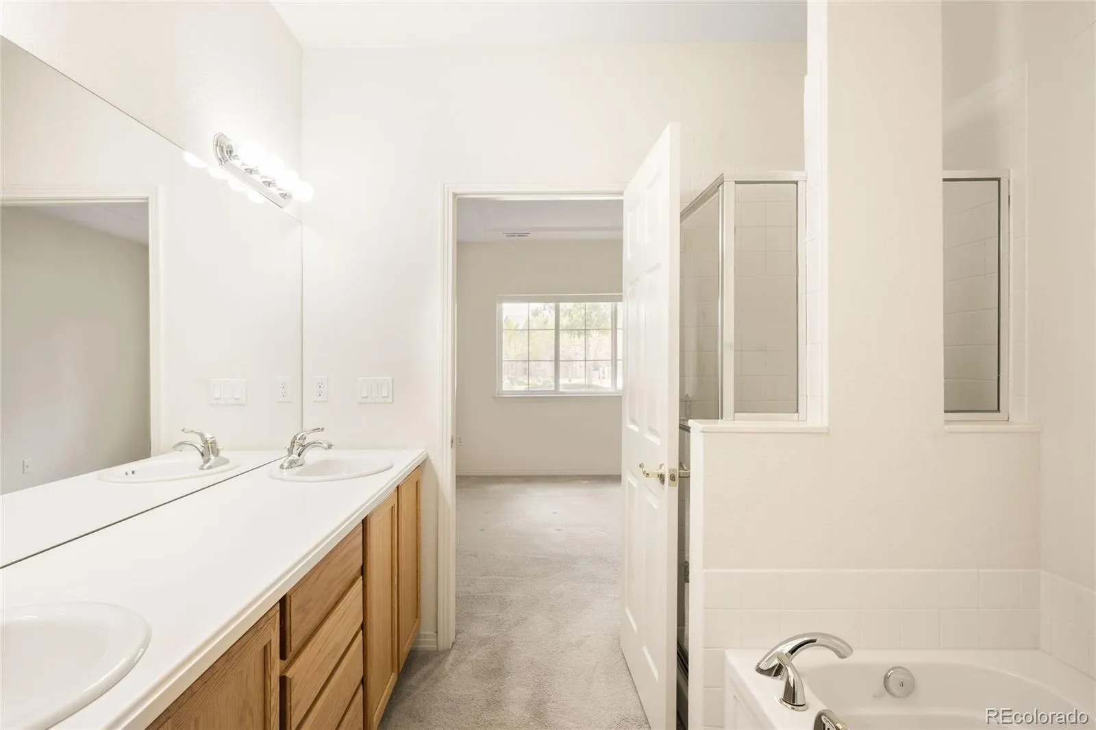 10735 Eliot Circle #102 Denver CO 80234 MLS #REC4082156 05062026192933 1600 19