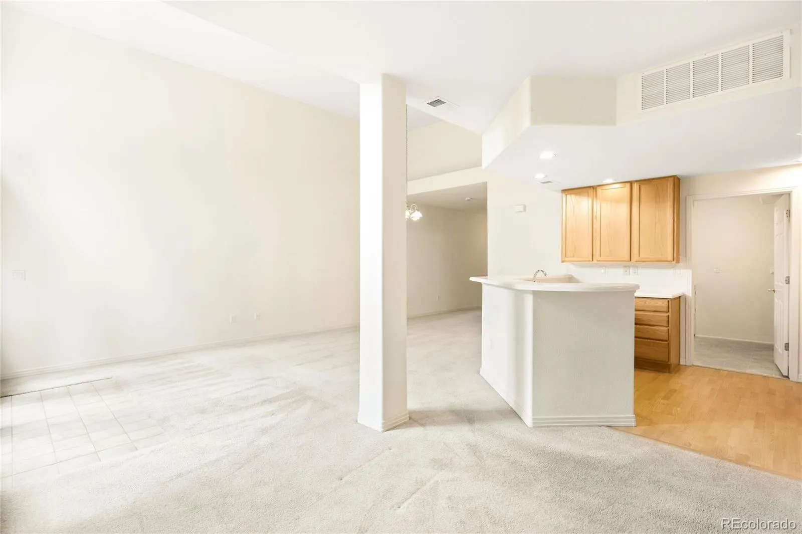 10735 Eliot Circle #102 Denver CO 80234 MLS #REC4082156 05062026192933 1600 8