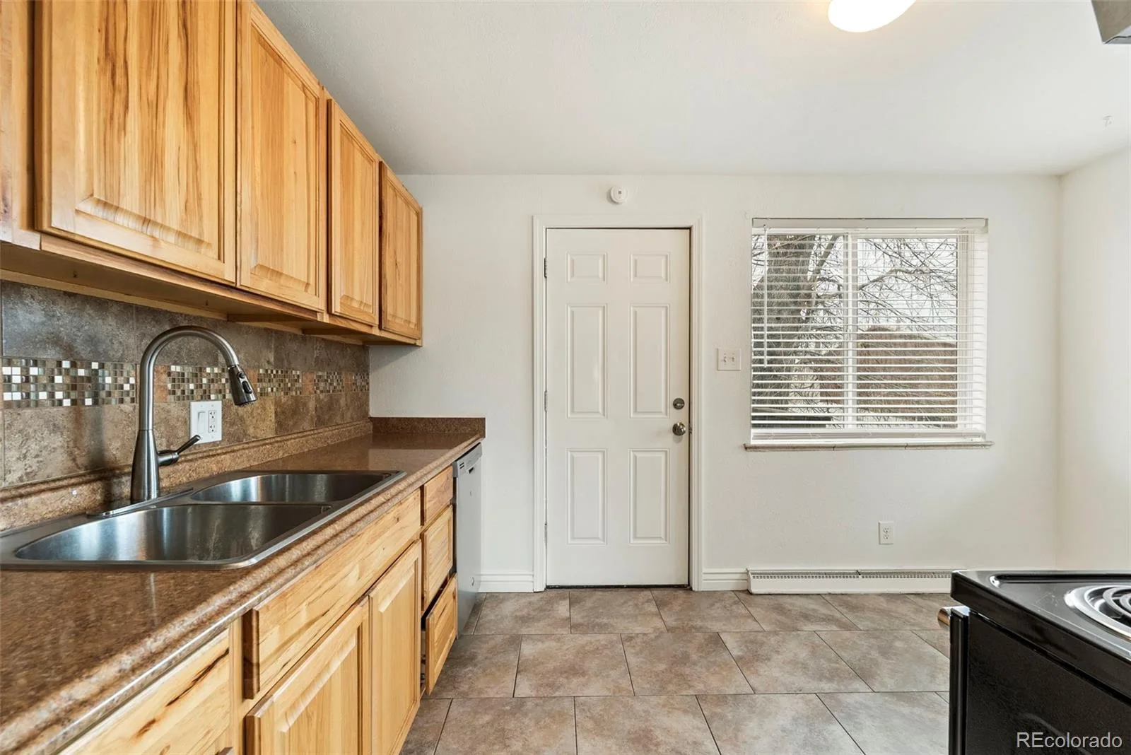 7120 W 16th Place Lakewood CO 80214 MLS #REC4082967 07092026163857 1600 19
