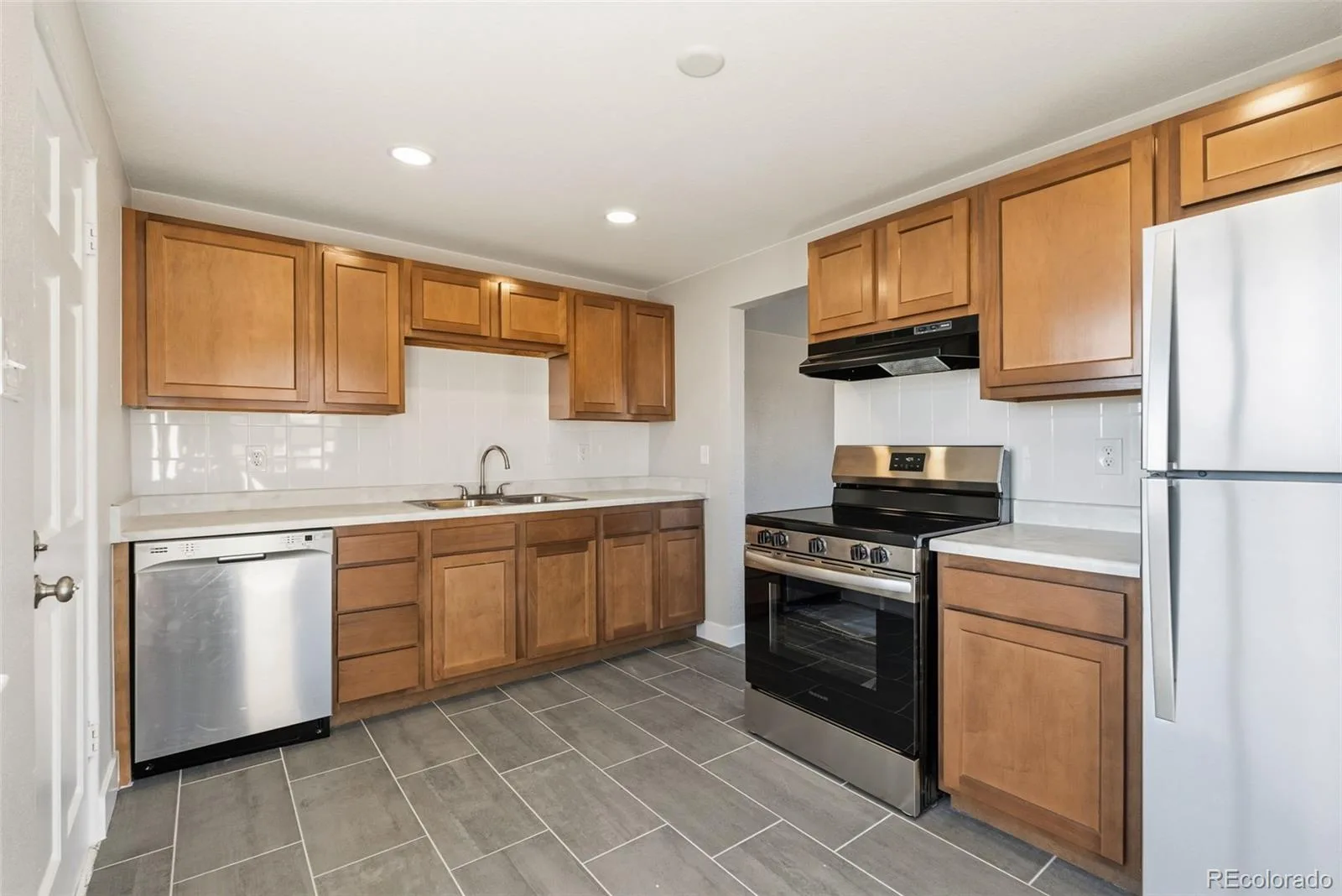 7120 W 16th Place Lakewood CO 80214 MLS #REC4082967 07092026163857 1600 5