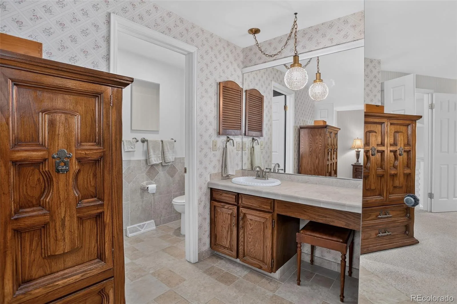 4987 E Lake Avenue Centennial CO 80121 MLS #REC4083273 06182026233020 1600 29