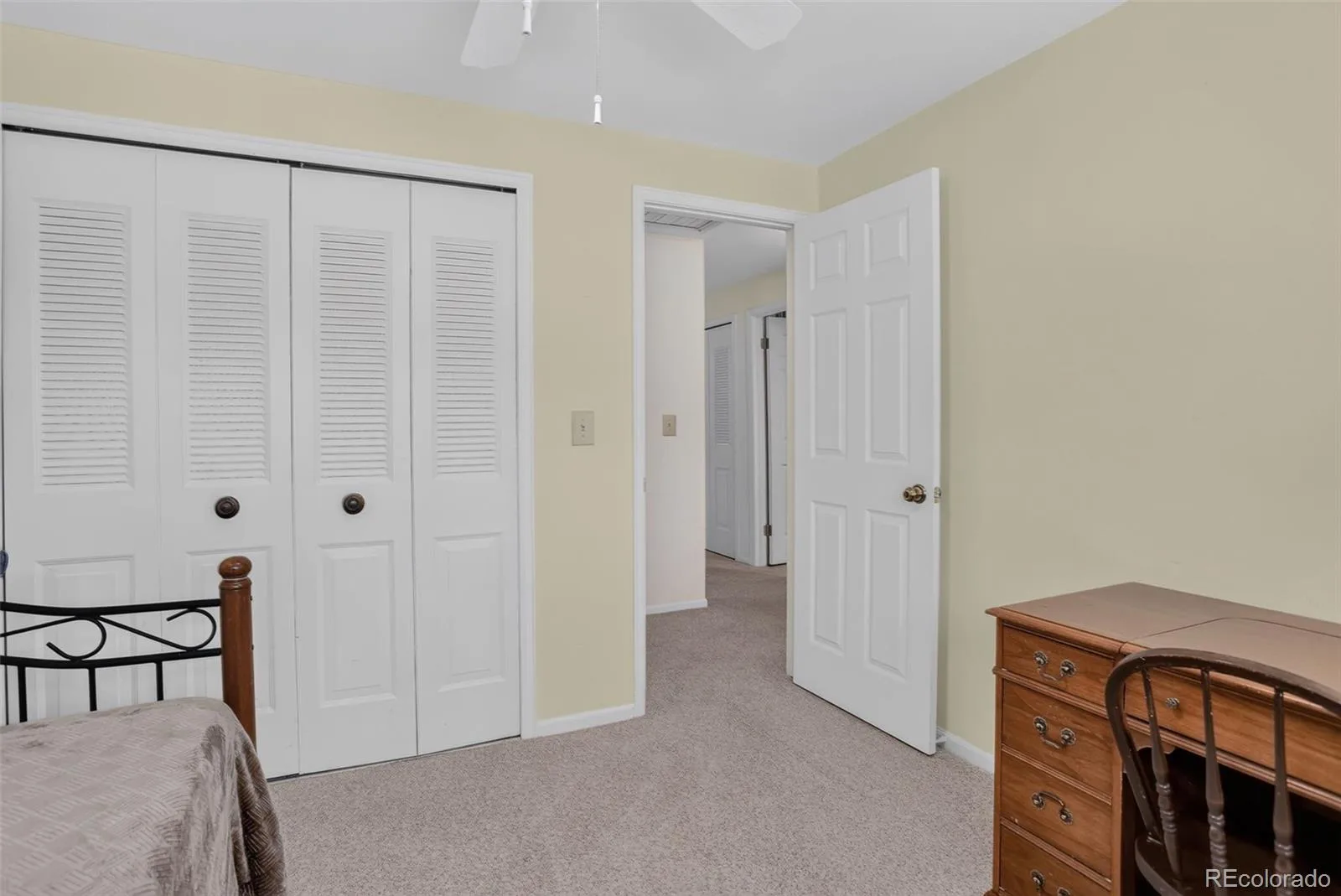 4987 E Lake Avenue Centennial CO 80121 MLS #REC4083273 06182026233020 1600 35