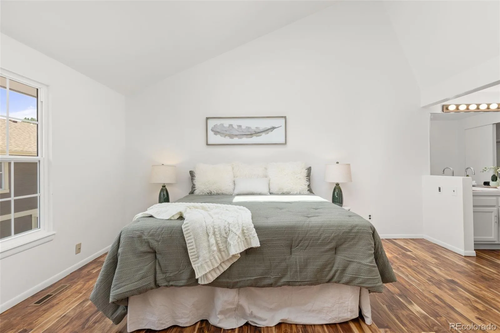 1930 S Helena Street #D Aurora CO 80013 | MLS #REC4083760 08142026202245 1600 20