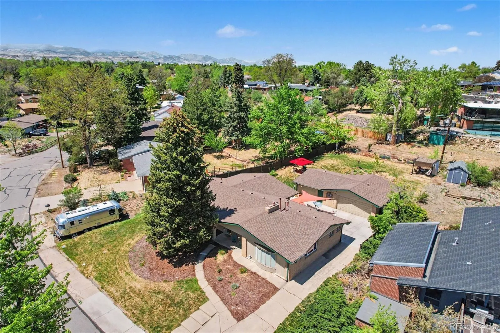 10215 W 17th Place Lakewood CO 80215 MLS #REC4084172 05122026143625 1600 2