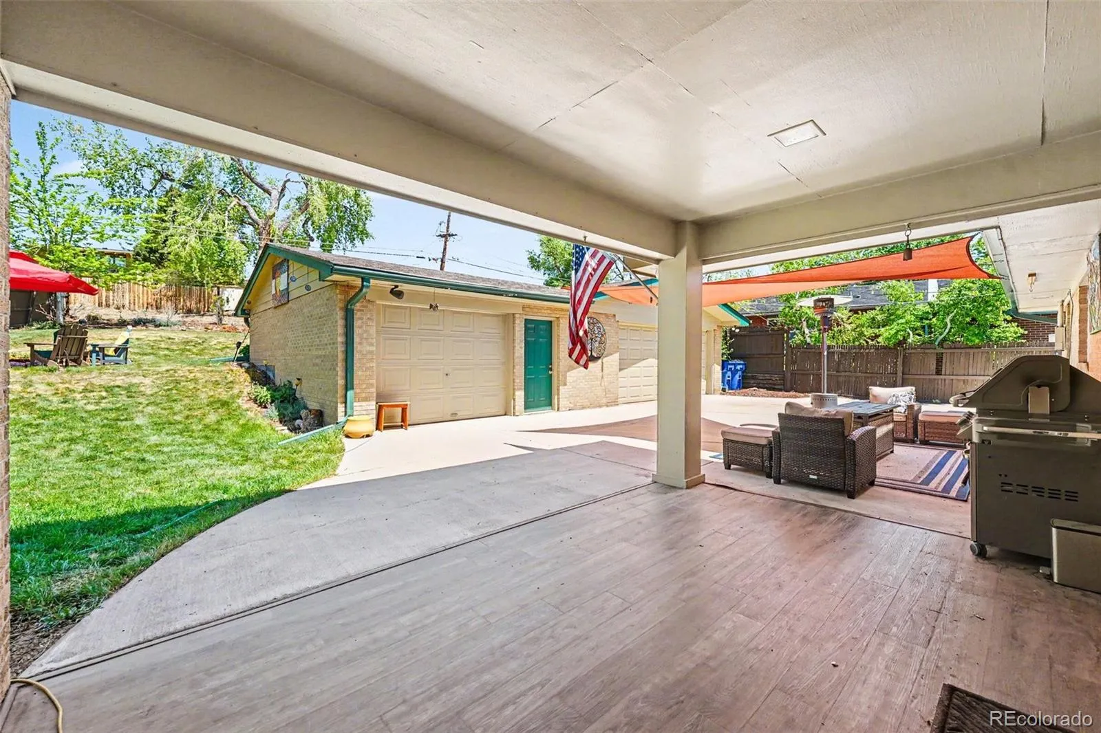 10215 W 17th Place Lakewood CO 80215 MLS #REC4084172 05122026143625 1600 23