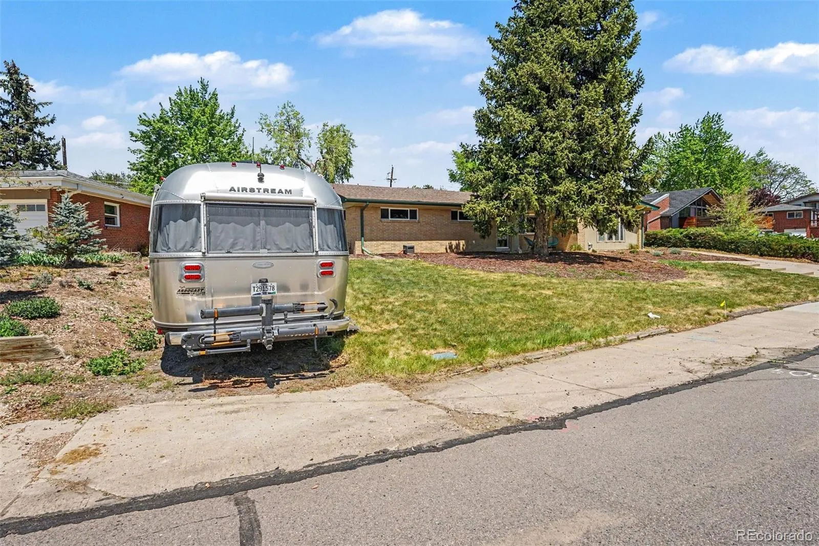 10215 W 17th Place Lakewood CO 80215 MLS #REC4084172 05122026143625 1600 35