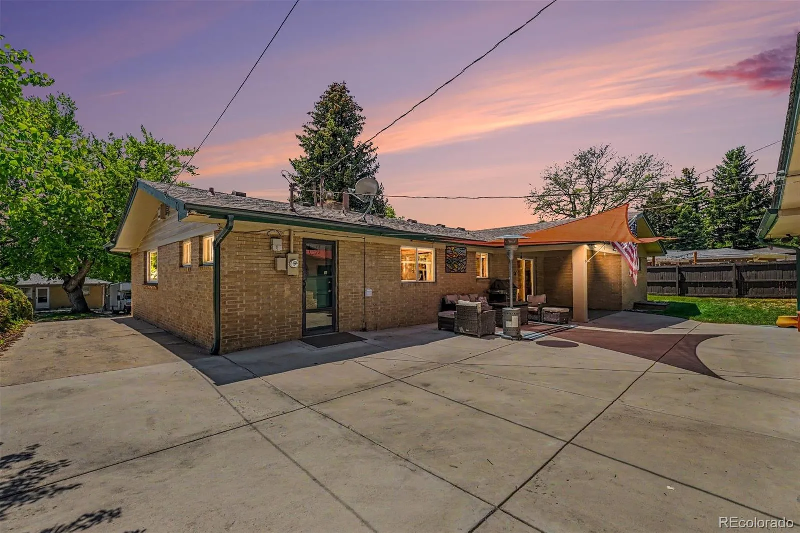 10215 W 17th Place Lakewood CO 80215 MLS #REC4084172 05122026143625 1600 36