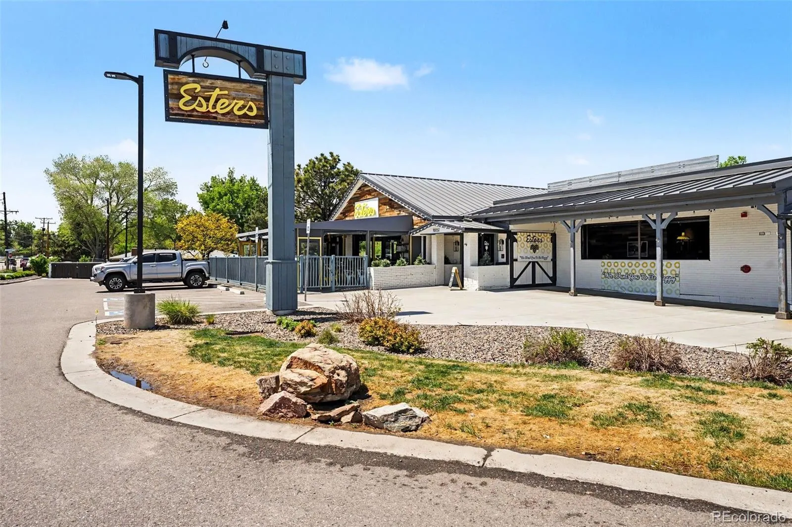 10215 W 17th Place Lakewood CO 80215 MLS #REC4084172 05122026143625 1600 43