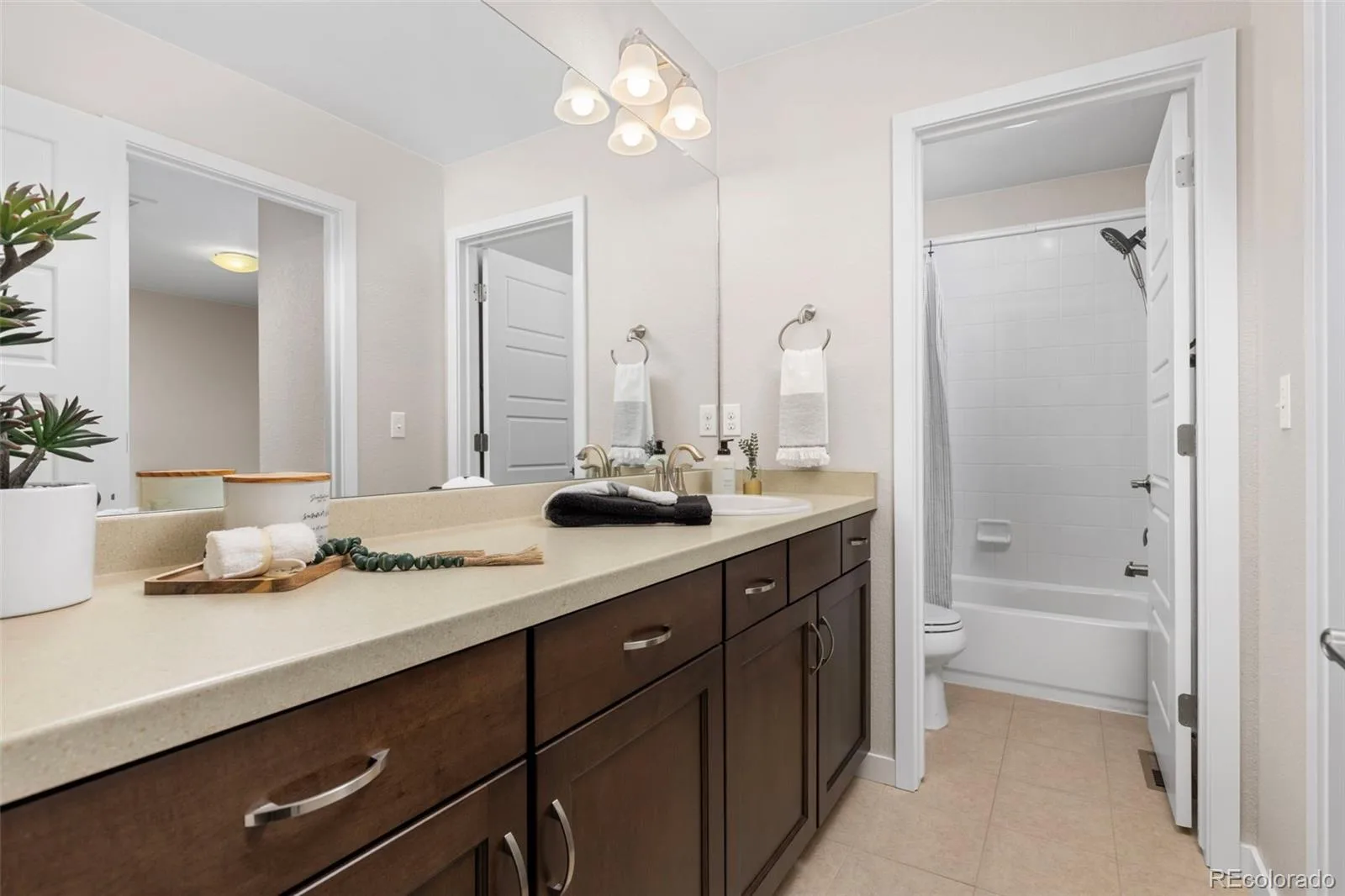 4100 Albion Street #1118 Denver CO 80216 | MLS #REC4084185 07312026013558 1600 24