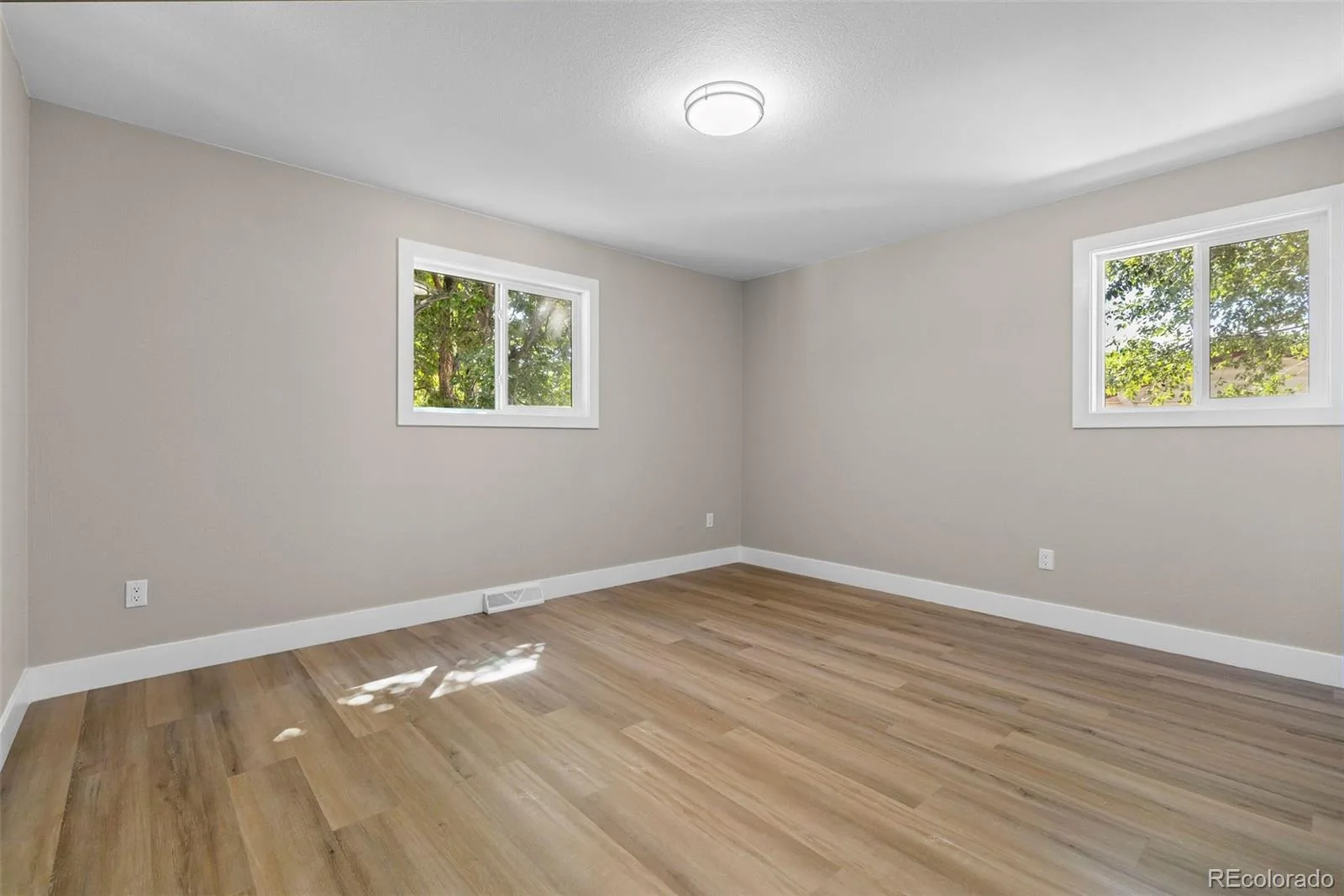 6438 S Harlan Way Littleton CO 80123 | MLS #REC4084537 08202026204606 1600 15