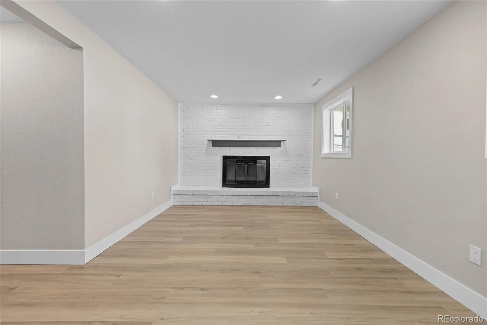 6438 S Harlan Way Littleton CO 80123 | MLS #REC4084537 08202026204606 1600 21