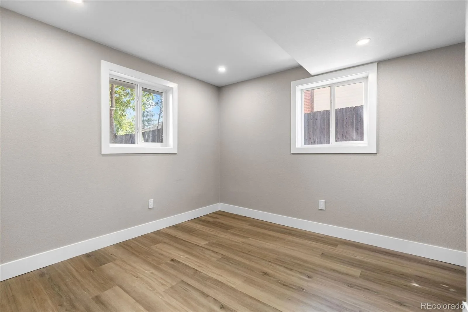 6438 S Harlan Way Littleton CO 80123 | MLS #REC4084537 08202026204606 1600 24