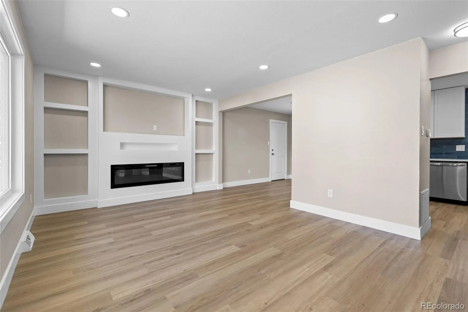 6438 S Harlan Way Littleton CO 80123 | MLS #REC4084537 08202026204606 1600 7