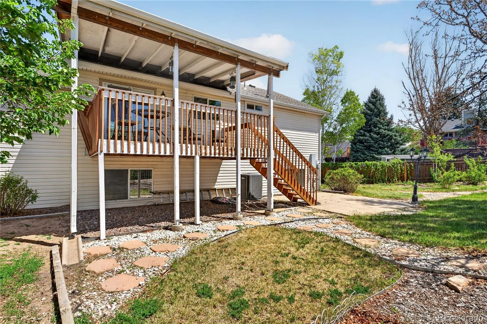 952 S Quintero Court Aurora CO 80017 MLS #REC4084545 05182026184518 1600 23