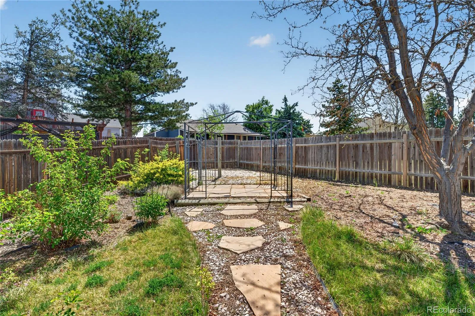 952 S Quintero Court Aurora CO 80017 MLS #REC4084545 05182026184518 1600 26