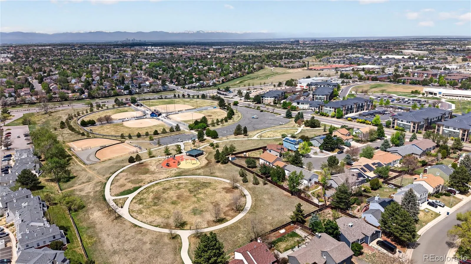 952 S Quintero Court Aurora CO 80017 MLS #REC4084545 05182026184518 1600 33
