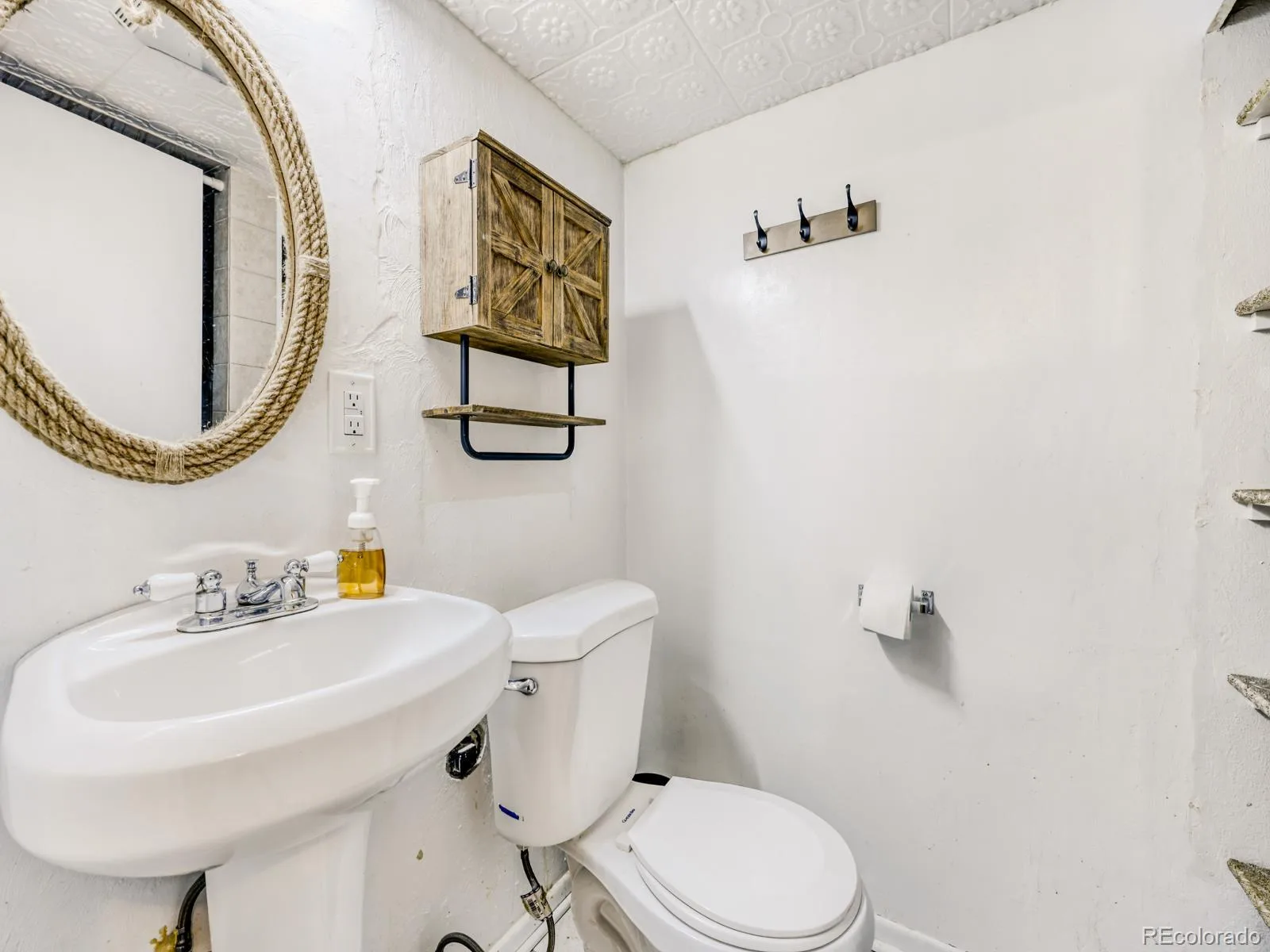 5671 W 71st Avenue Arvada CO 80003 MLS #REC4085020 06302026002325 1600 12