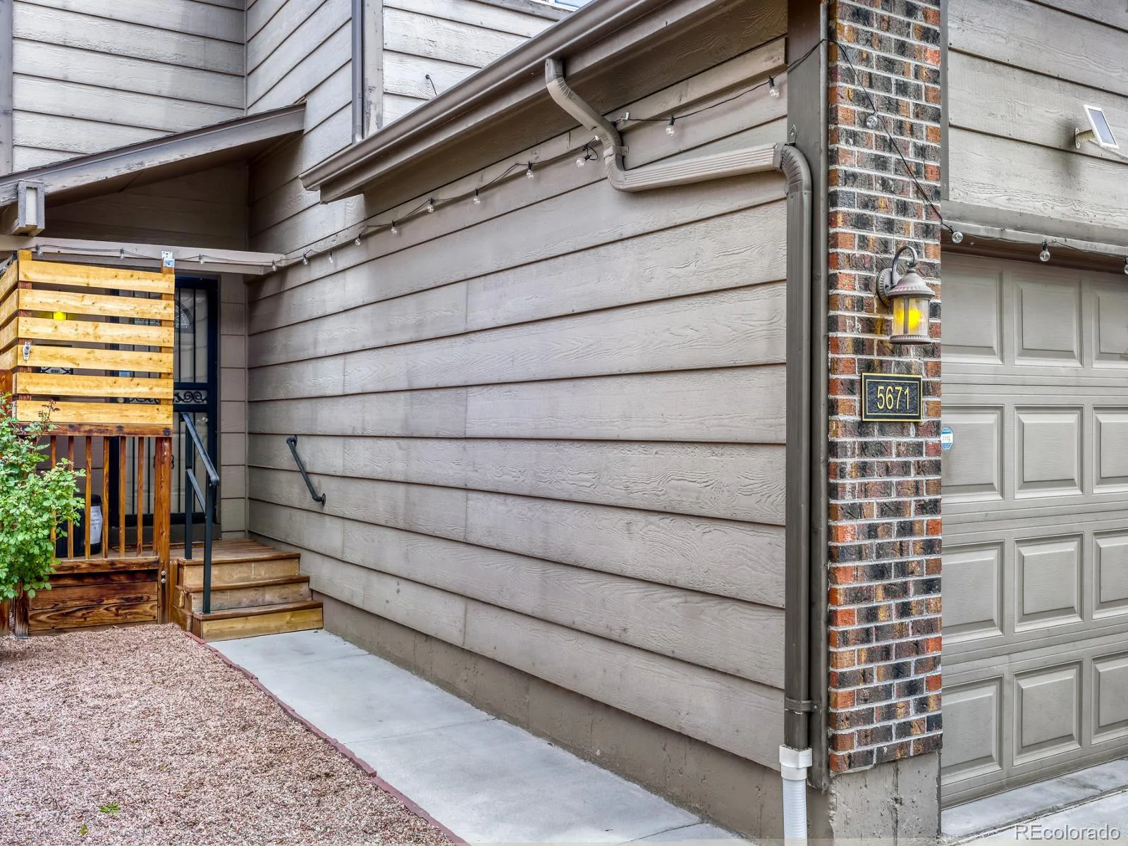 5671 W 71st Avenue Arvada CO 80003 MLS #REC4085020 06302026002325 1600 2