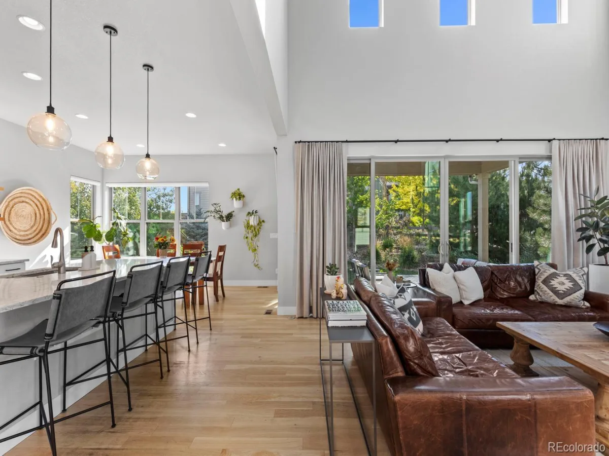 10424 Maplebrook Way Highlands Ranch CO 80126 | MLS #REC4086847 08192026170456 1200 11