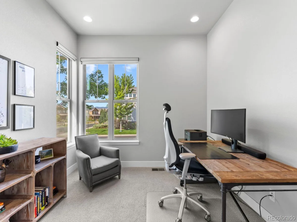 10424 Maplebrook Way Highlands Ranch CO 80126 | MLS #REC4086847 08192026170456 1200 19