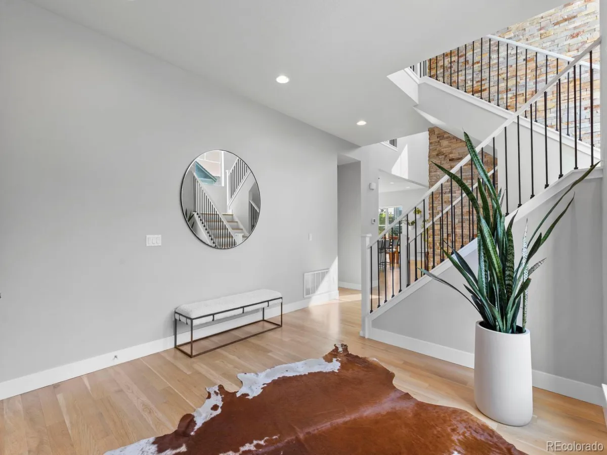 10424 Maplebrook Way Highlands Ranch CO 80126 | MLS #REC4086847 08192026170456 1200 2