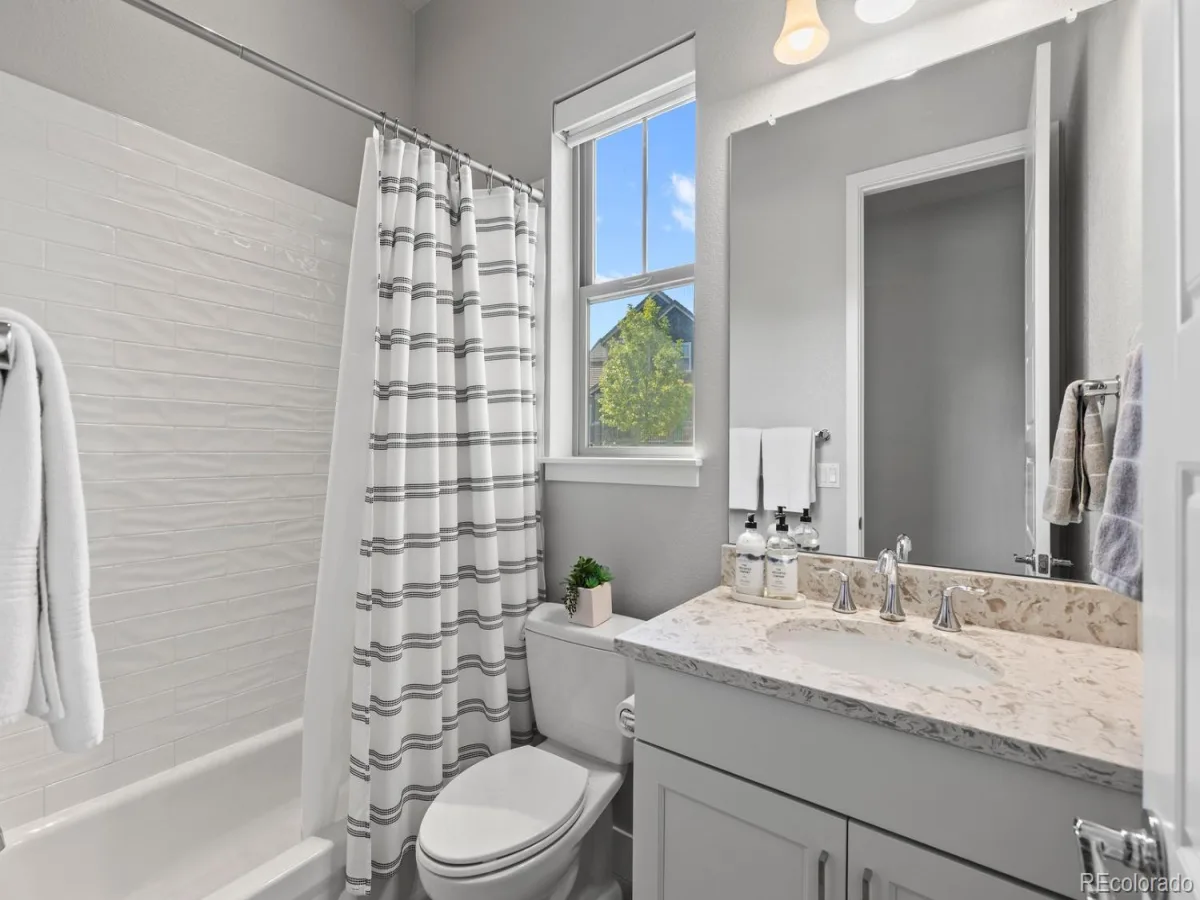 10424 Maplebrook Way Highlands Ranch CO 80126 | MLS #REC4086847 08192026170456 1200 20