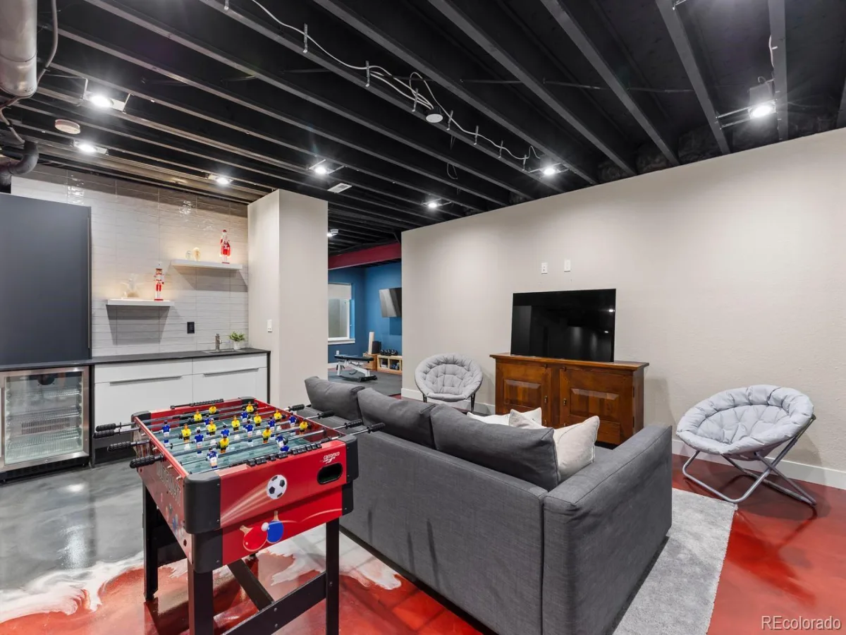 10424 Maplebrook Way Highlands Ranch CO 80126 | MLS #REC4086847 08192026170456 1200 35