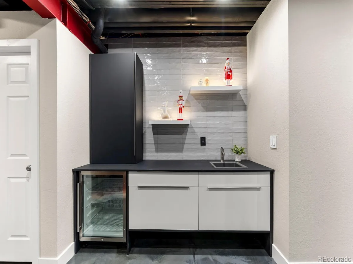 10424 Maplebrook Way Highlands Ranch CO 80126 | MLS #REC4086847 08192026170456 1200 37