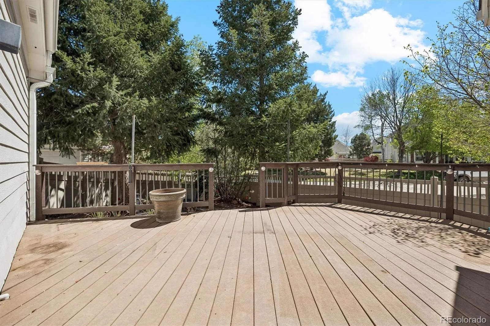 04172026031057 1600 25