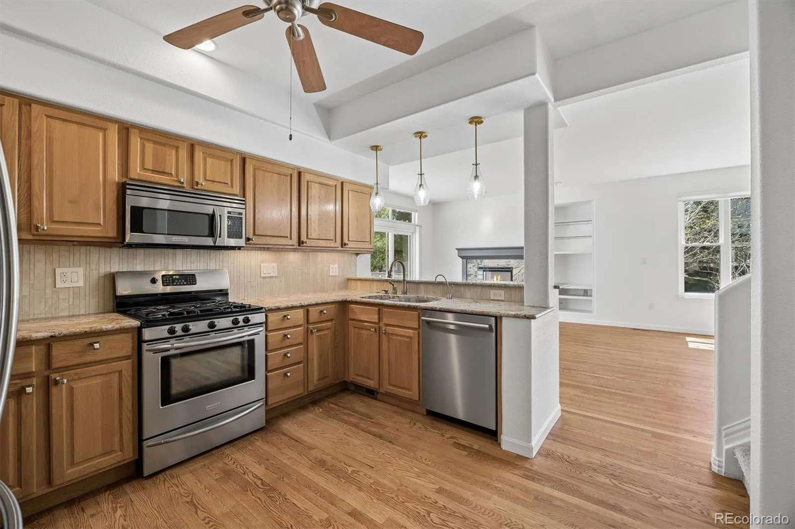 04172026031057 1600 8