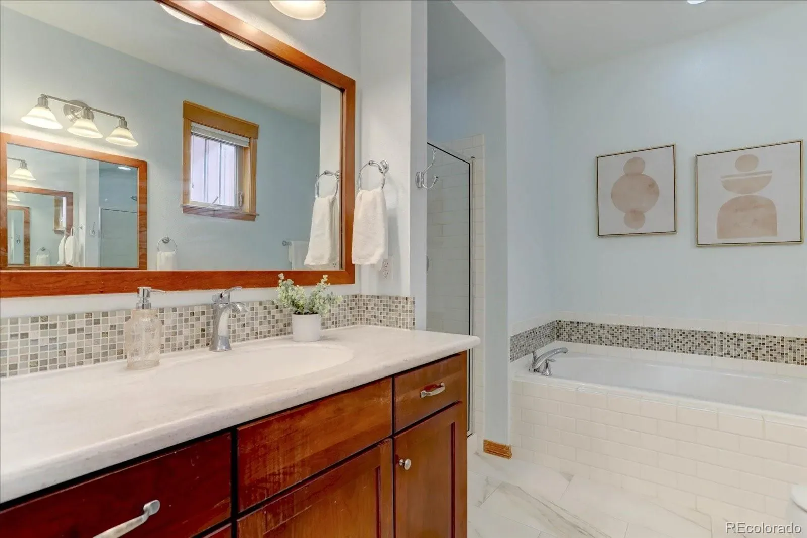 03262026003918 1600 16