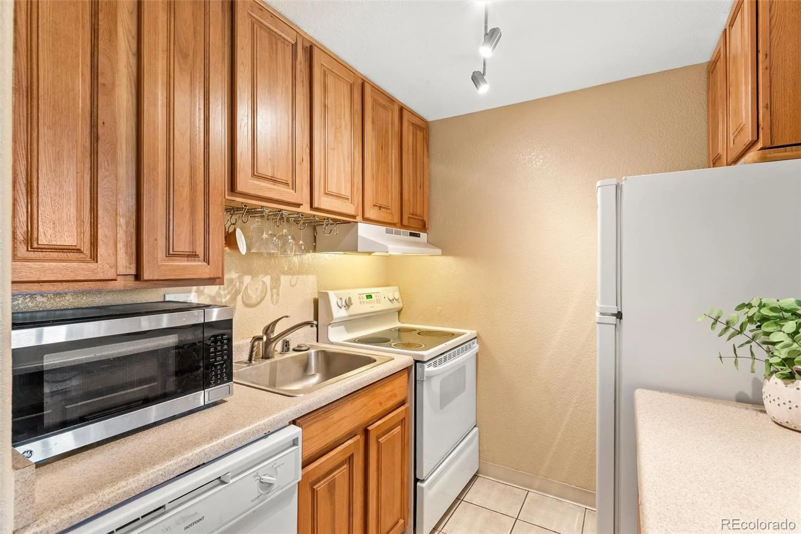 5402 Carr Street #206 Arvada CO 80002 | MLS #REC4093863 07162026144137 1600 9