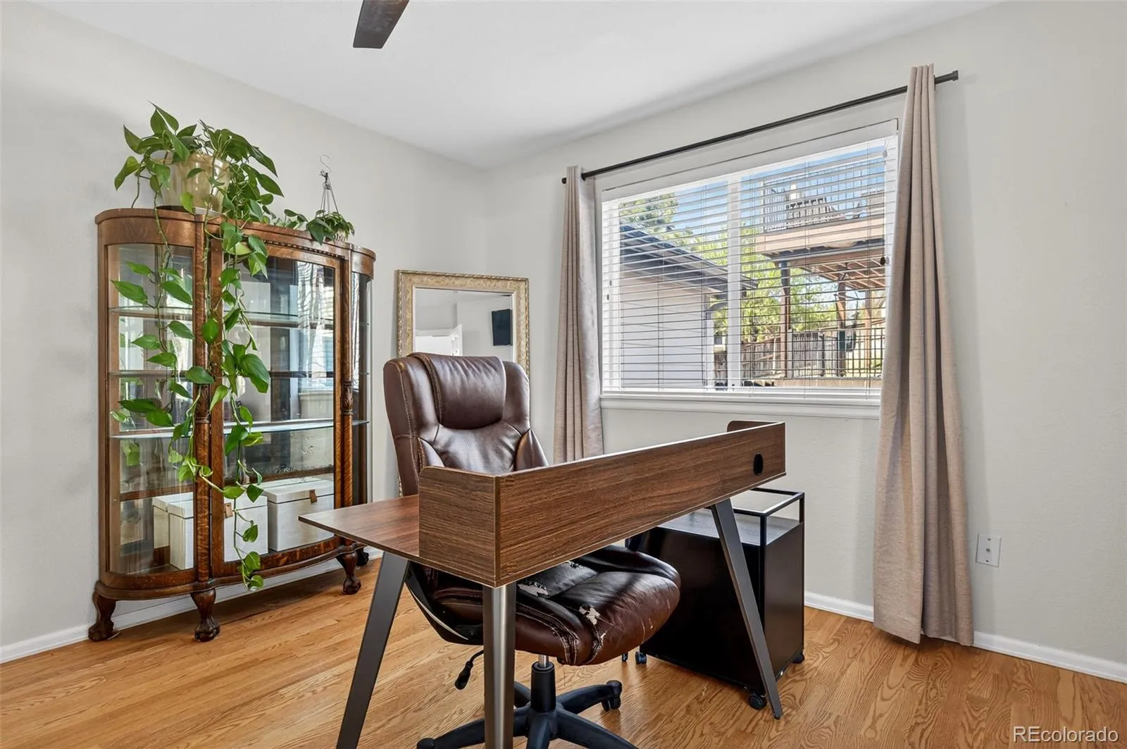 04102026135144 1600 14