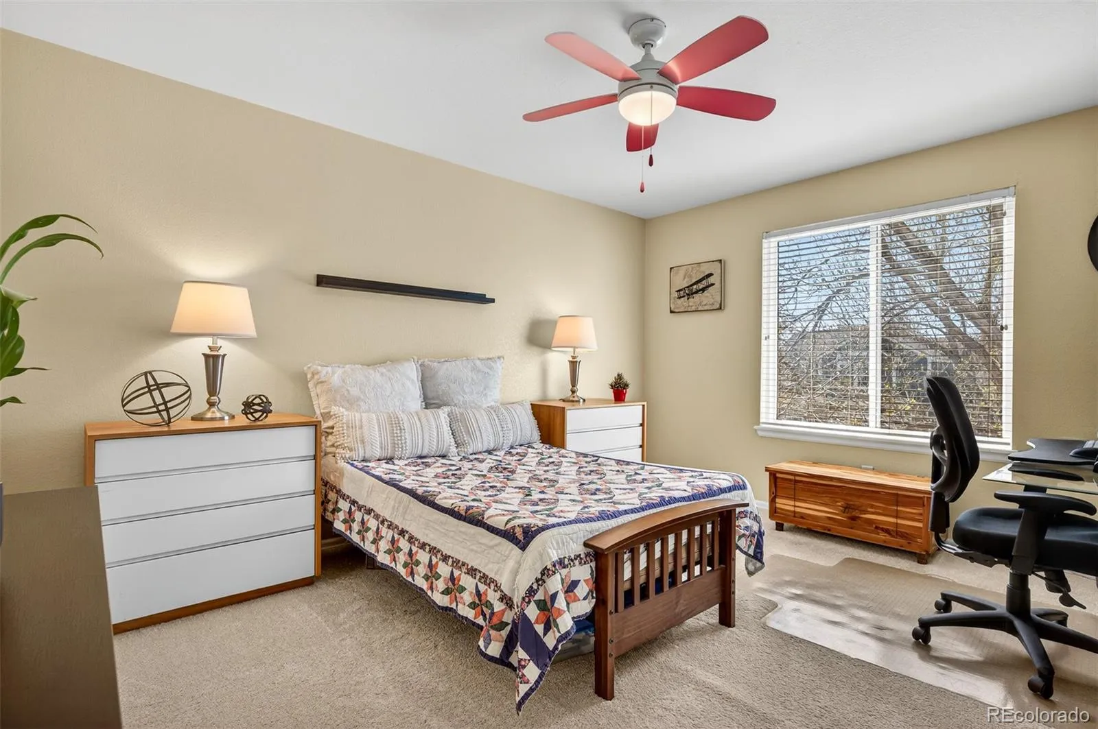 04102026135144 1600 35