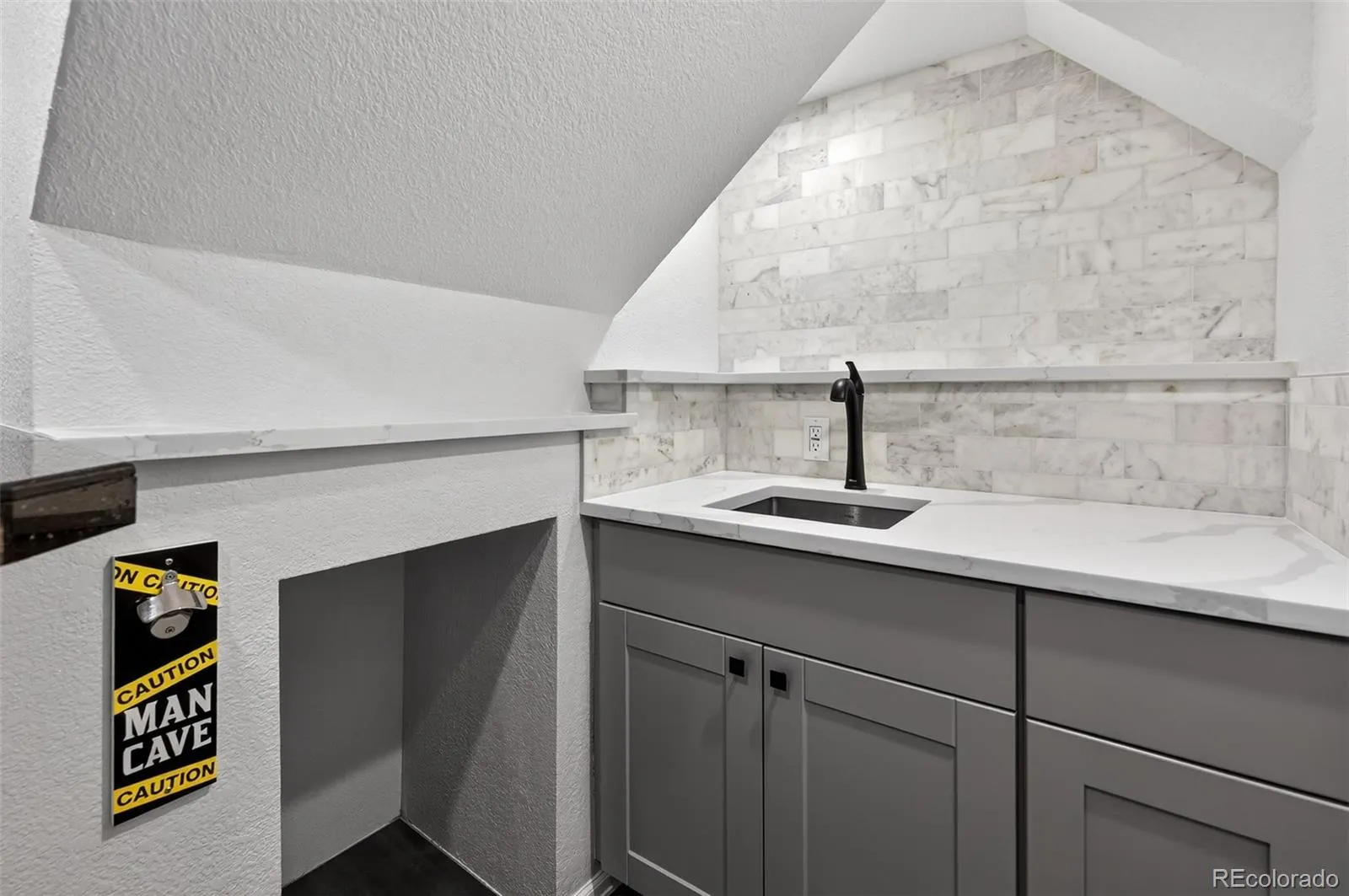 04102026135144 1600 43