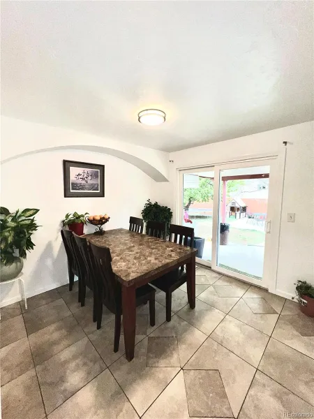12882 E Center Avenue Aurora CO 80012 MLS #REC4095410 05082026153900 800 4