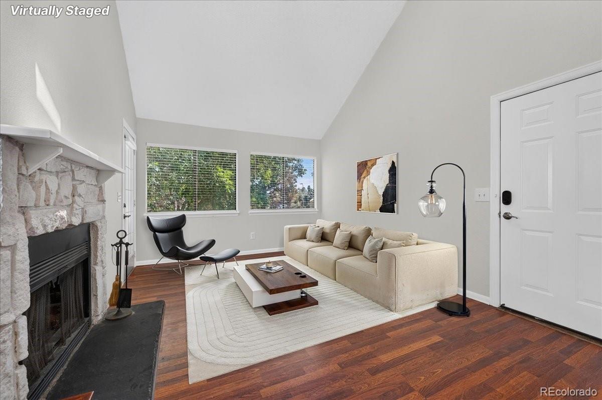 982 S Dearborn Way #10 Aurora CO 80012 | MLS #REC4095871 MLS #REC4095871 image #0