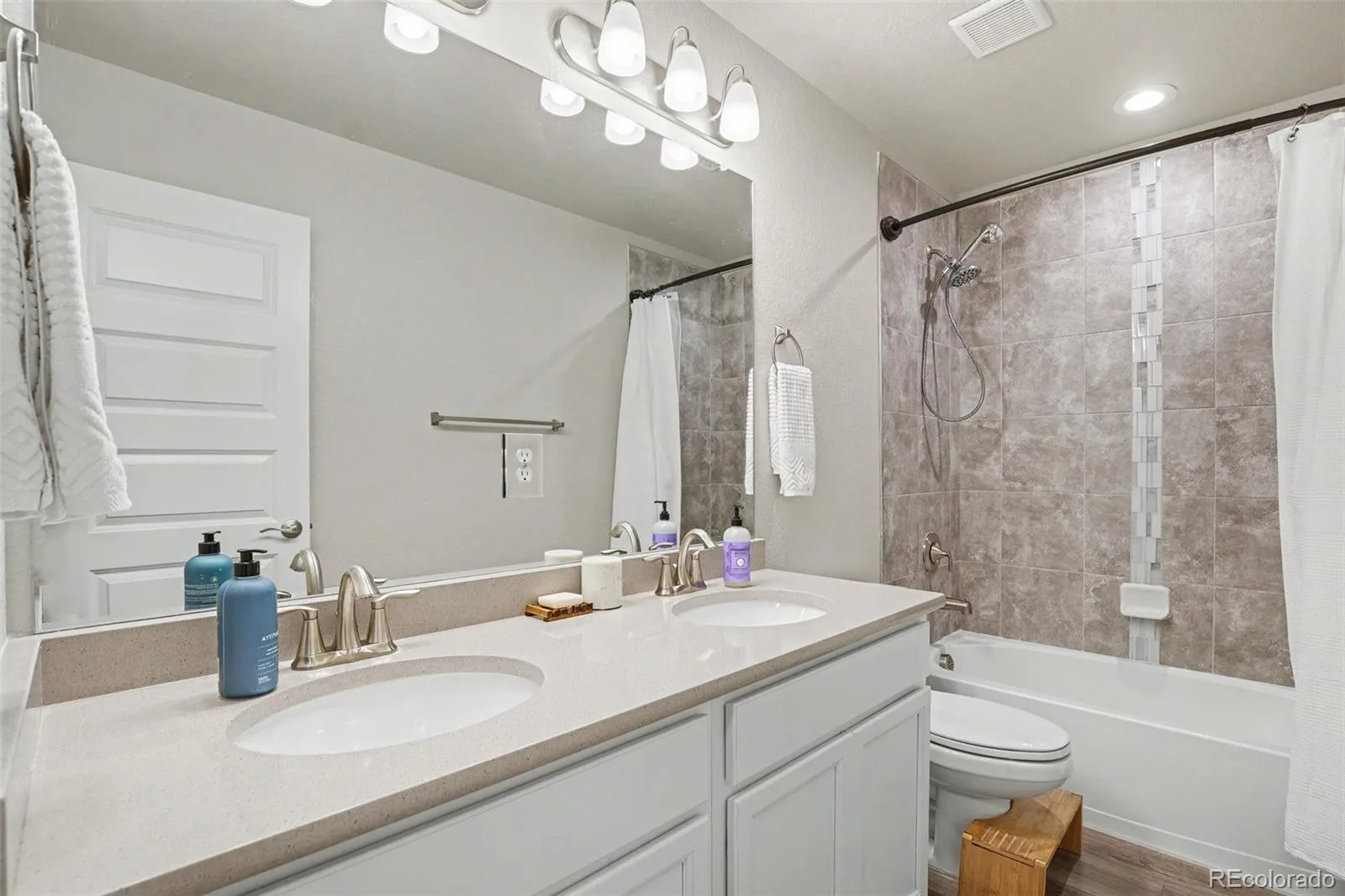 128 Chipeta Way Brighton CO 80603 | MLS #REC4097245 08272026193840 1600 28