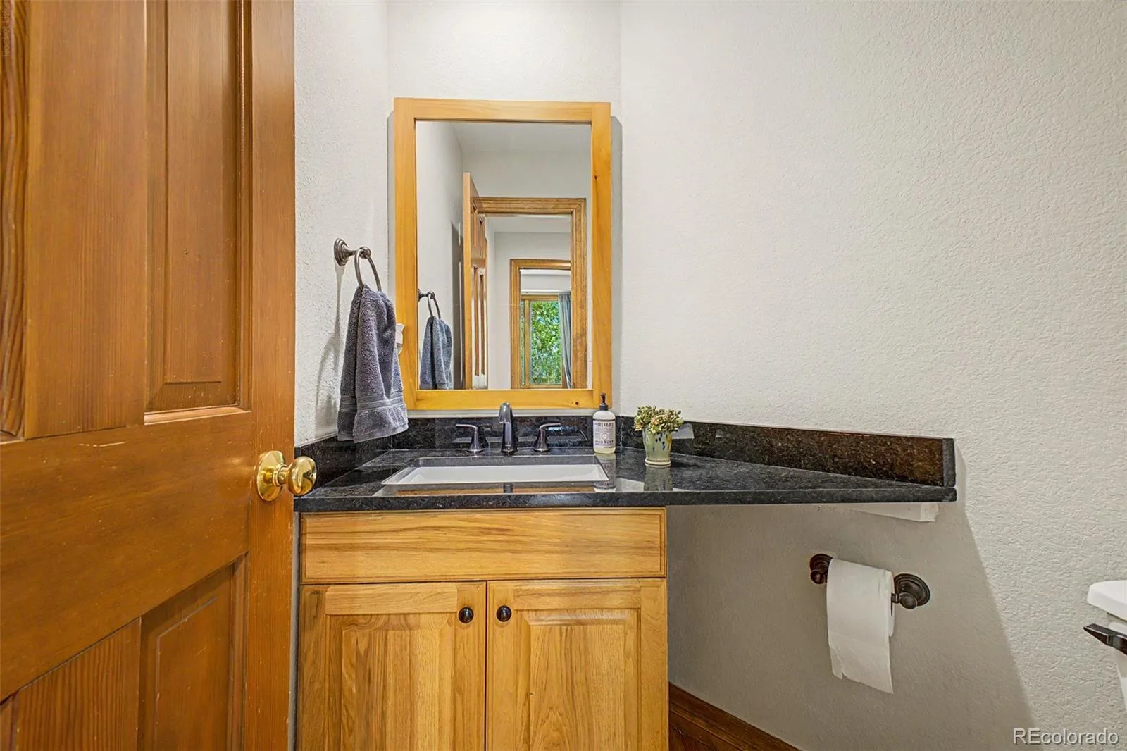 26384 E Otero Drive Aurora CO 80016 | MLS #REC4097398 07162026181740 1600 21