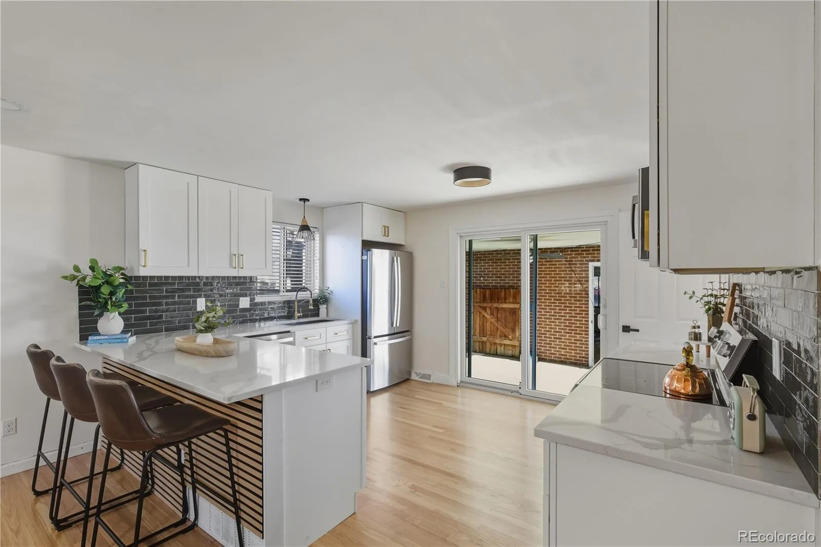 04032026232823 1600 2