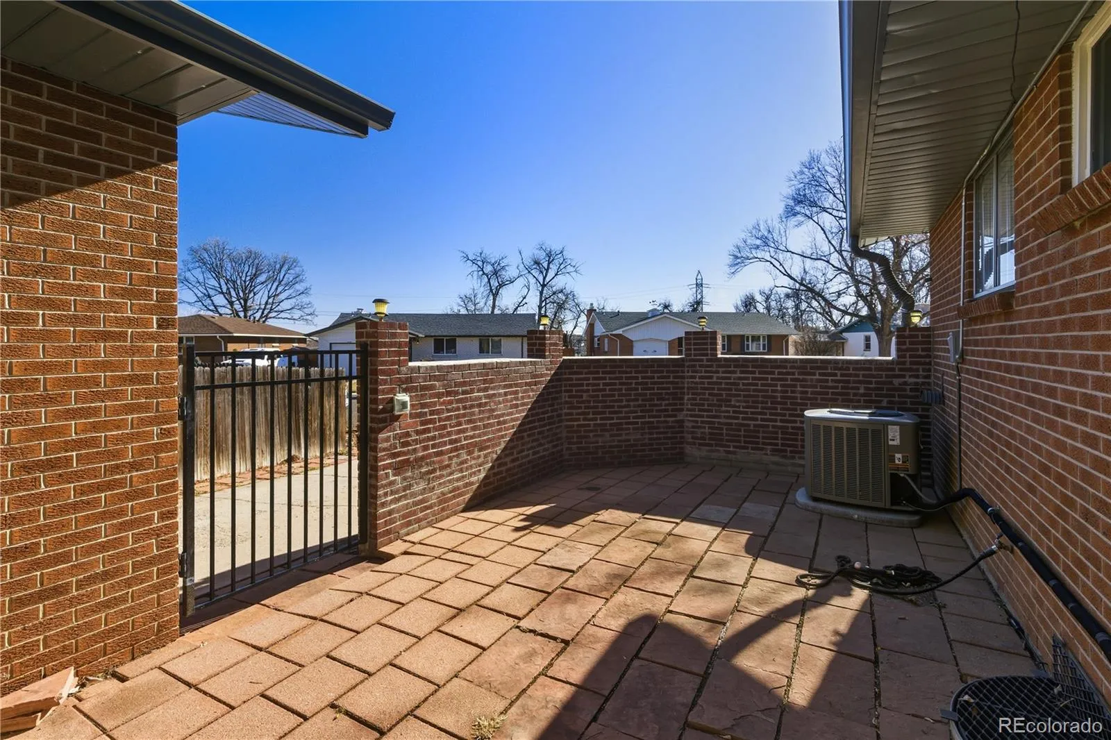 04032026232823 1600 21