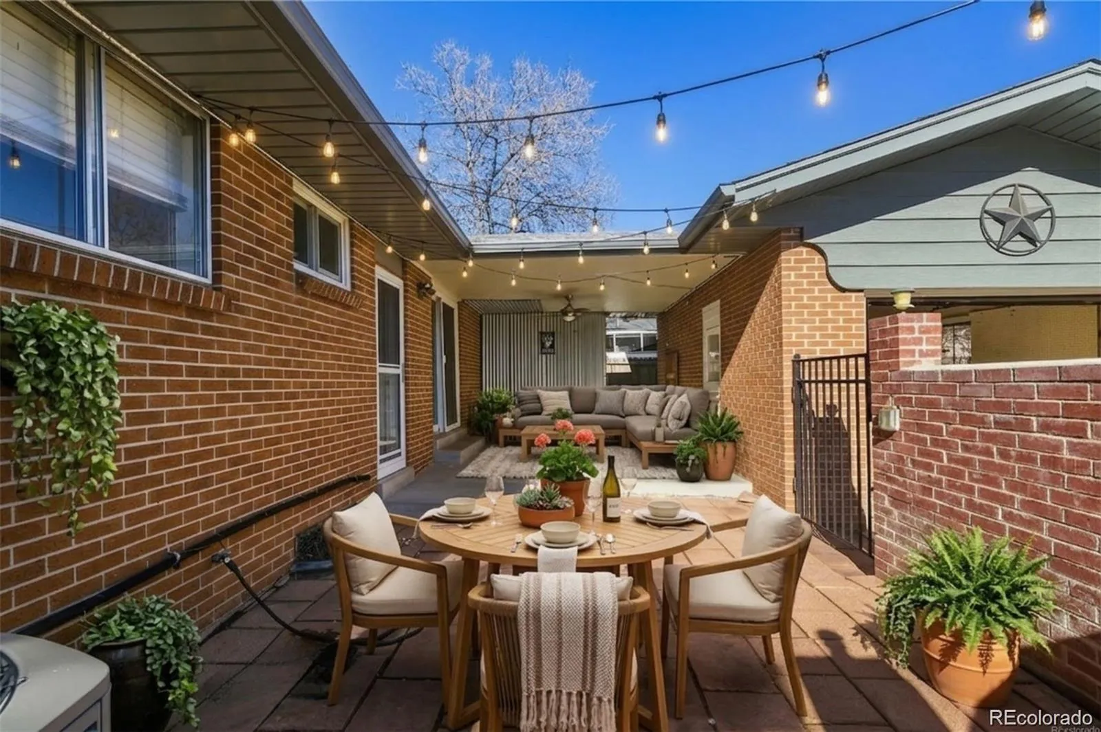 04032026232823 1600 22