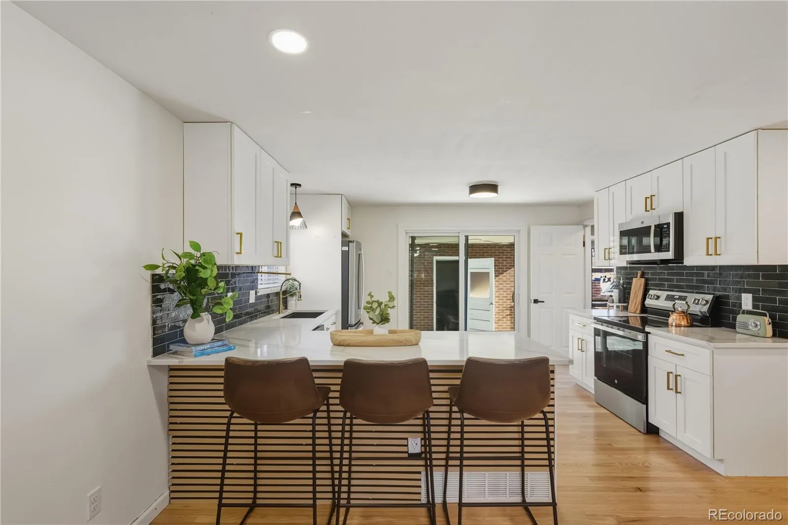 04032026232823 1600 4