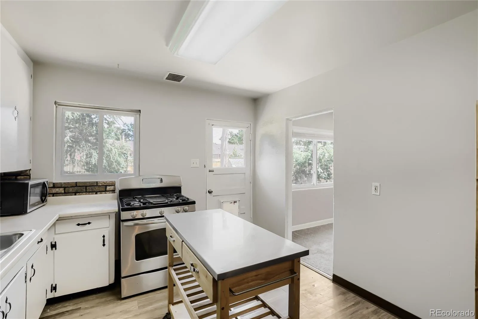 1158 Revere Street Aurora CO 80011 | MLS #REC4099397 08292026001924 1600 11