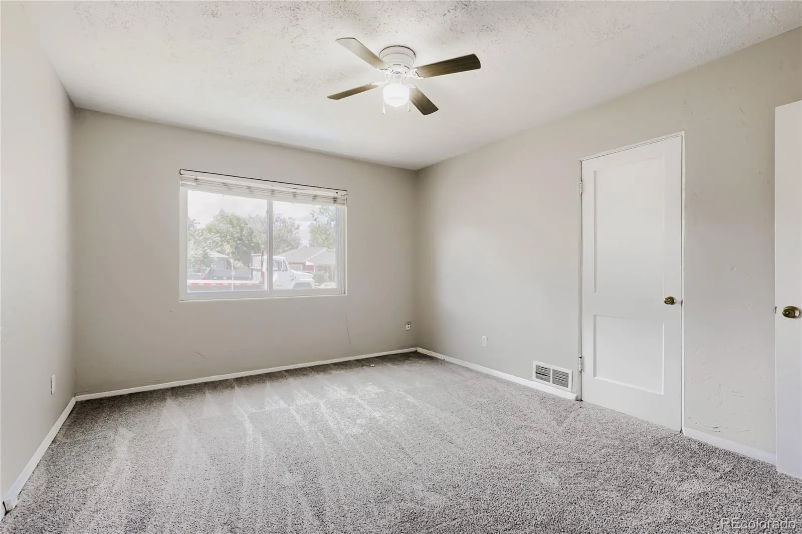 1158 Revere Street Aurora CO 80011 | MLS #REC4099397 08292026001924 1600 16