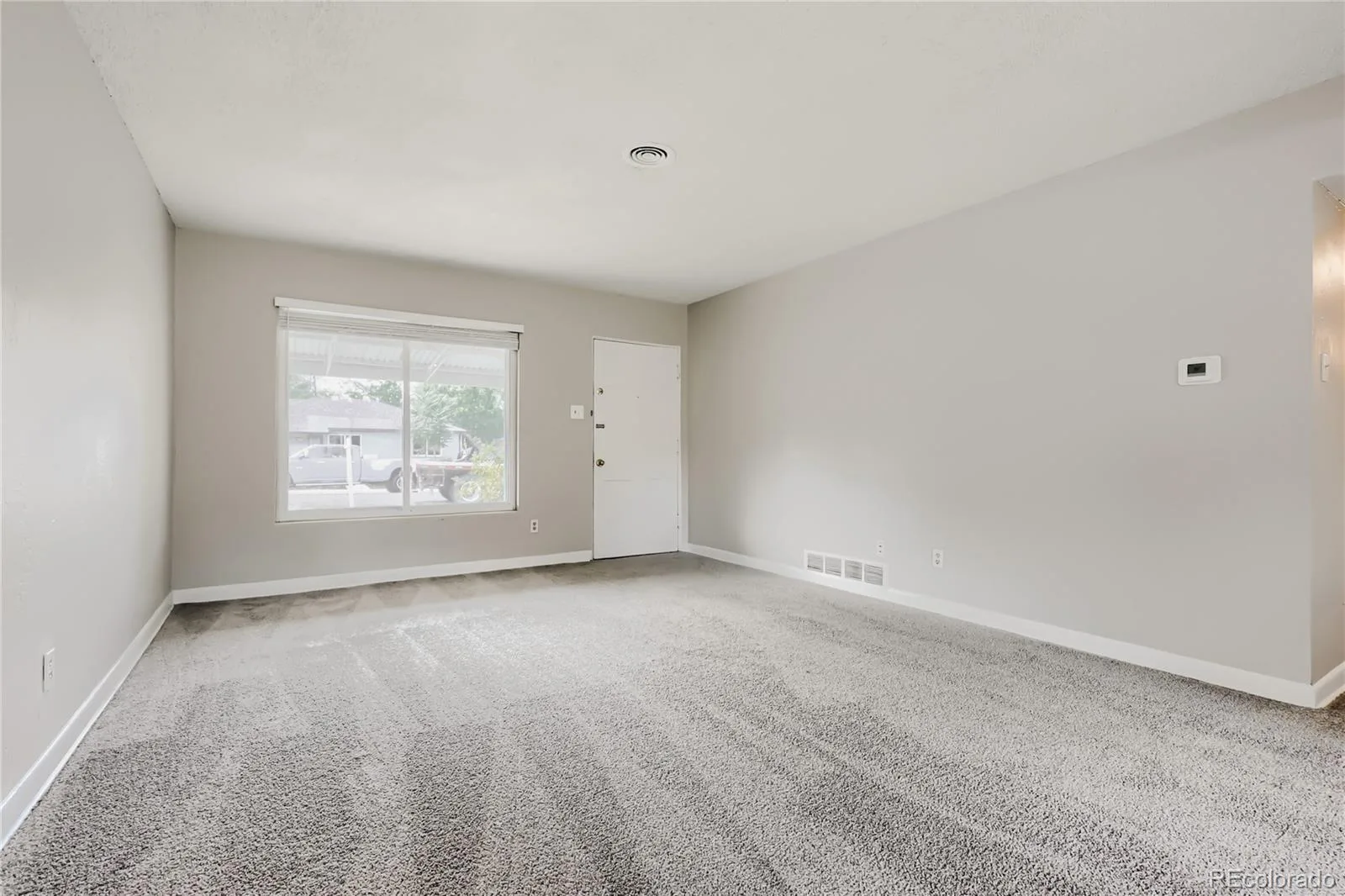 1158 Revere Street Aurora CO 80011 | MLS #REC4099397 08292026001924 1600 5