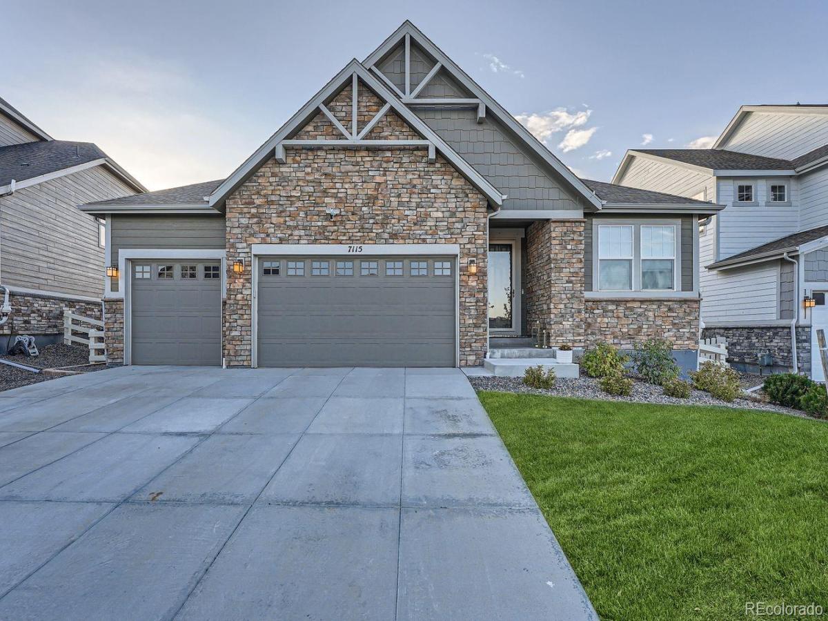 7115 S Uriah Street Aurora CO 80016 | MLS #REC4102621 MLS #REC4102621 image #0