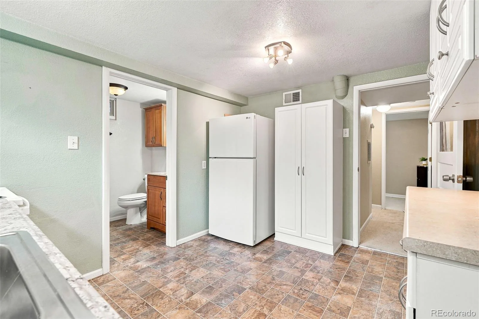 632 N Ogden Street Denver CO 80218 | MLS #REC4103777 08142026194600 1600 29